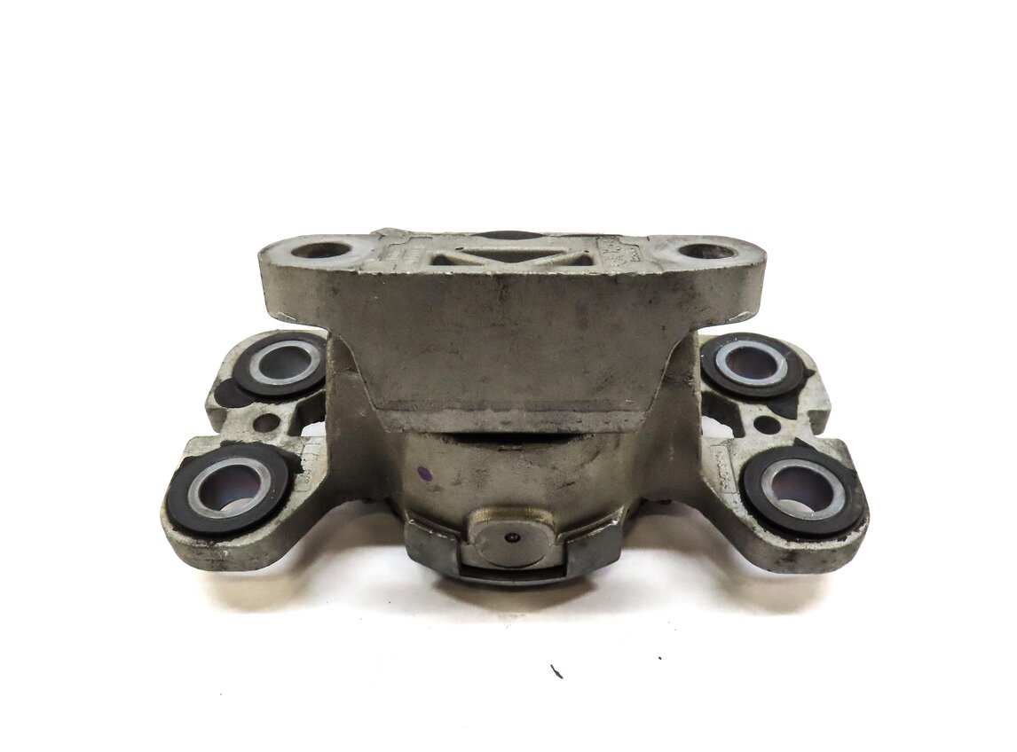 Thumbnail 2: 2013 RANGE ROVER EVOQUE (L538) 2.0L TURBO ENGINE AUTO TRANSMISSION MOUNT BRACKET