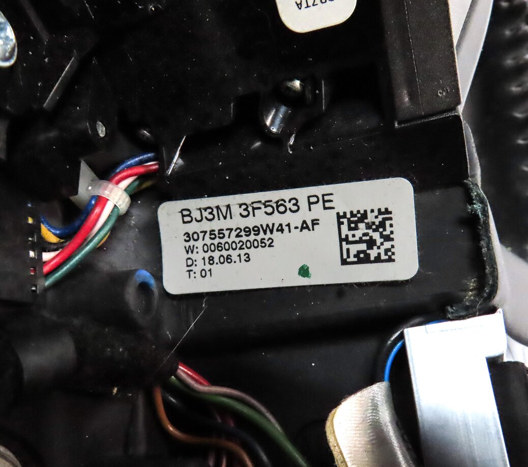 Thumbnail 15: 12-19 RANGE ROVER EVOQUE (L538) DRIVER HEATED SPORT STEERING w/ SWITCH BUTTONS
