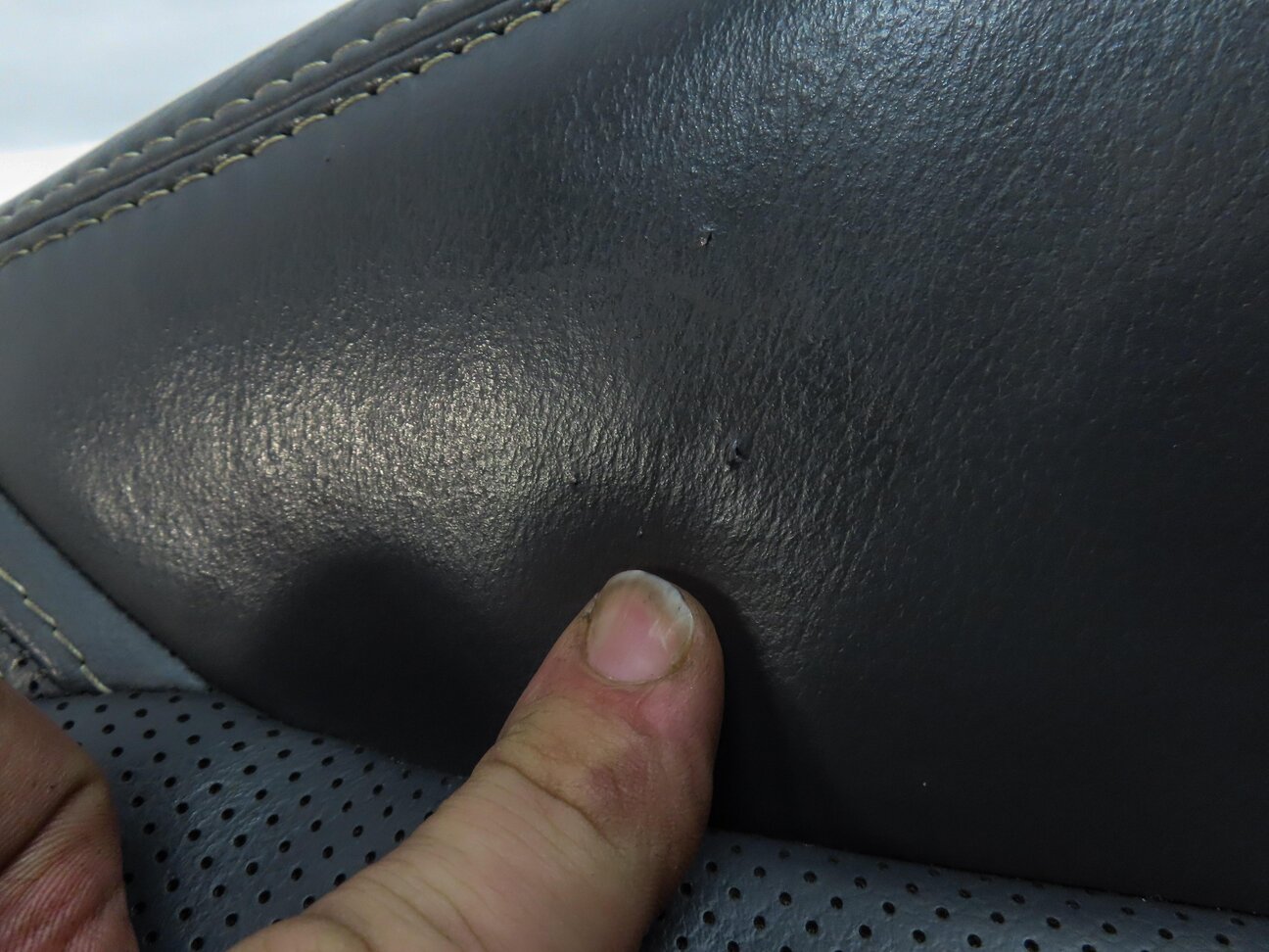 Thumbnail 4: 2013 LAND RANGE ROVER EVOQUE L538 FRONT RIGHT UPPER HEATED SEAT CUSHION DINAMICA