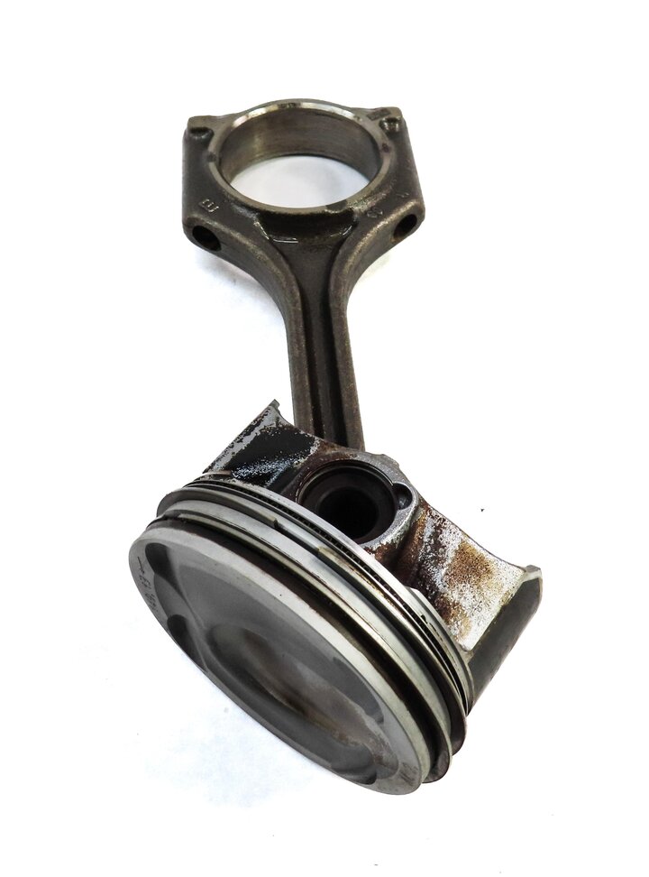 Thumbnail 3: 2013 LAND RANGE ROVER EVOQUE (L538) 2.0L TURBO ENGINE CONNECTING ROD & PISTON