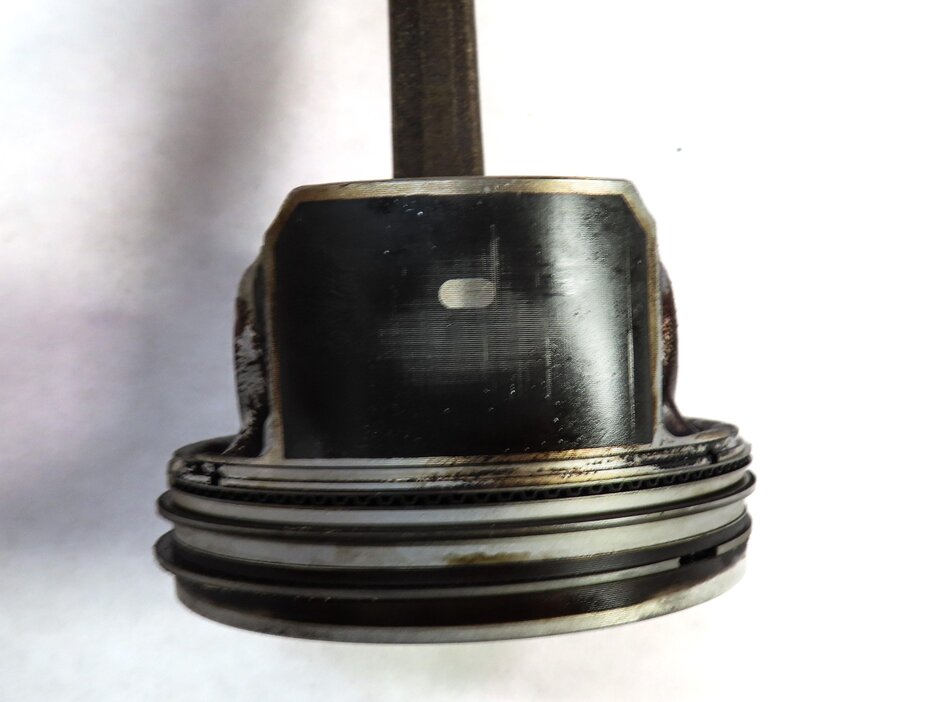 Thumbnail 4: 2013 LAND RANGE ROVER EVOQUE (L538) 2.0L TURBO ENGINE CONNECTING ROD & PISTON