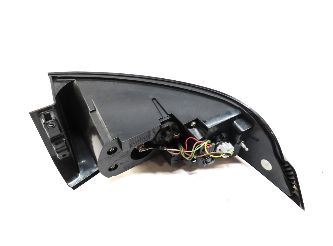 Thumbnail 6: 2012-2015 RANGE ROVER EVOQUE (L538) RIGHT PASSENGER TAILLIGHT BRAKE LIGHT LAMP