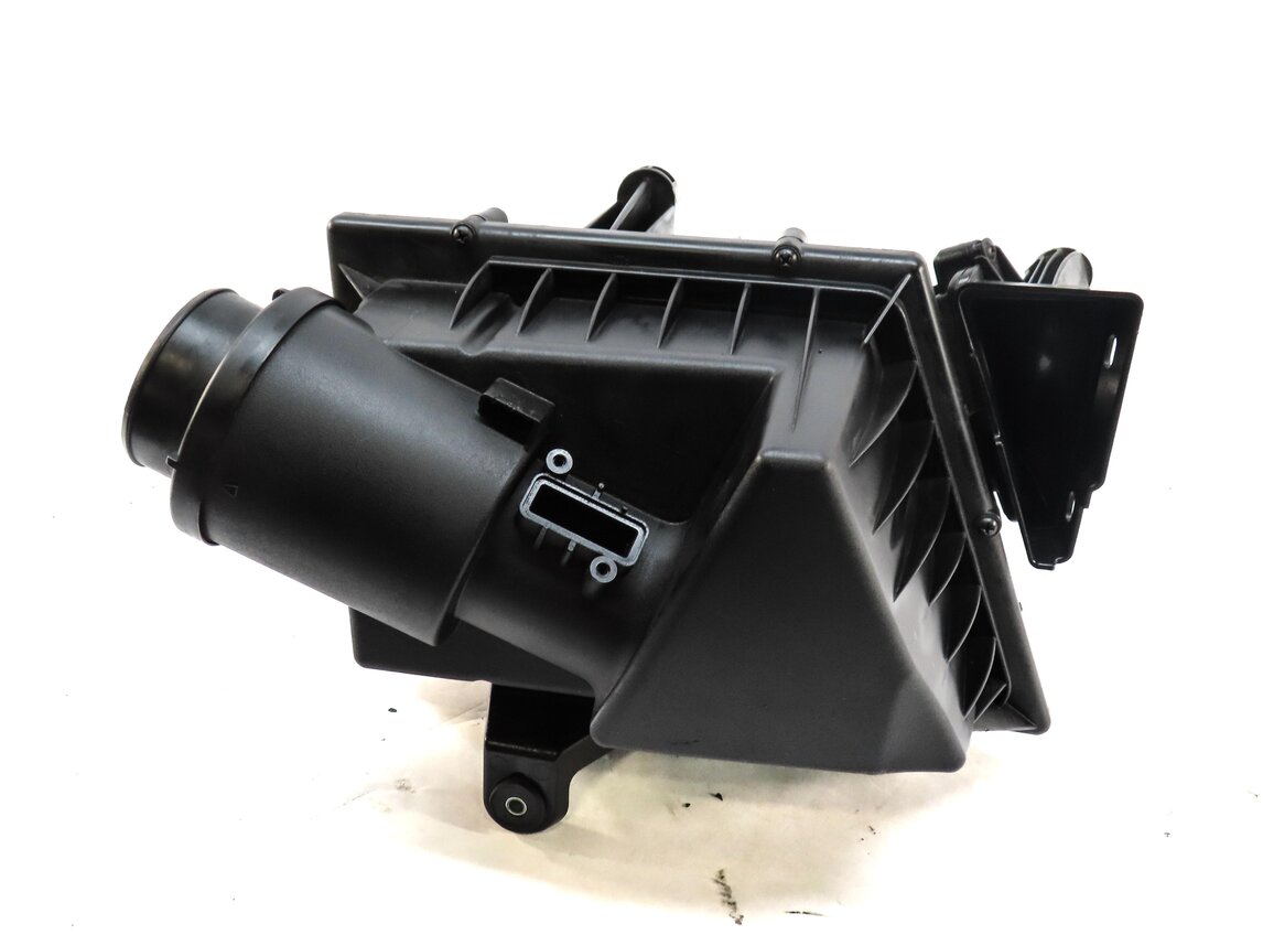 Thumbnail 3: 2012-2013 RANGE ROVER EVOQUE (L538) AIR FILTER BOX AIR CLEANER HOUSING