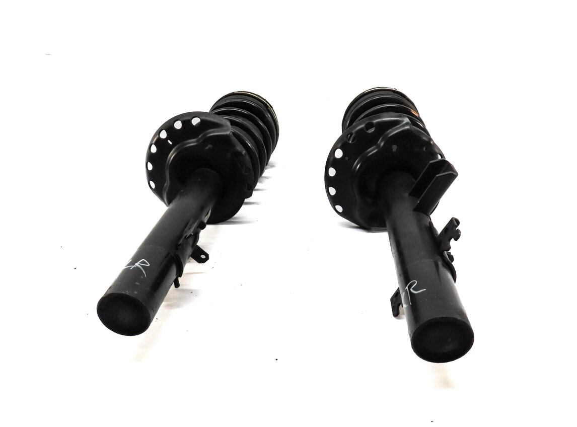 Thumbnail 2: 12-19 RANGE ROVER EVOQUE L538 REAR LEFT & RIGHT STANDARD SUSPENSION SHOCK STRUT