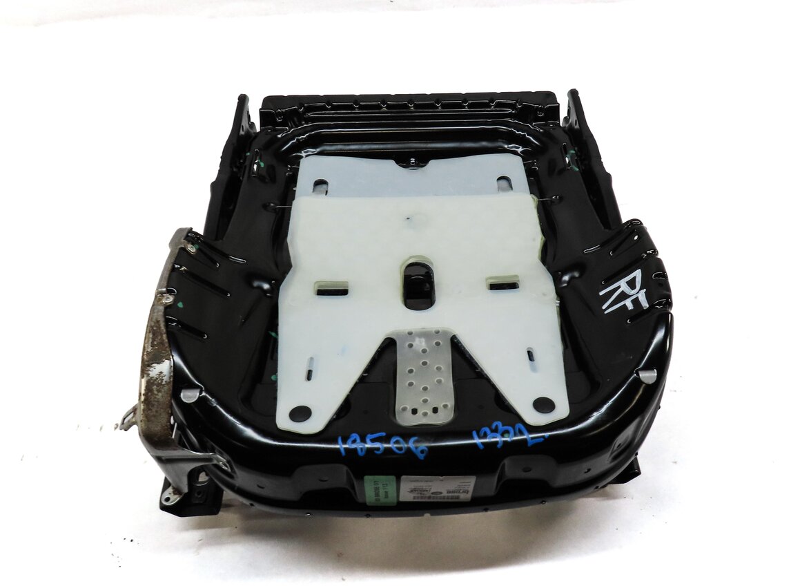 Thumbnail 3: 2012-2015 RANGE ROVER EVOQUE (L538) RIGHT FRONT PASSENGER SEAT TRACK w/ MOTORS