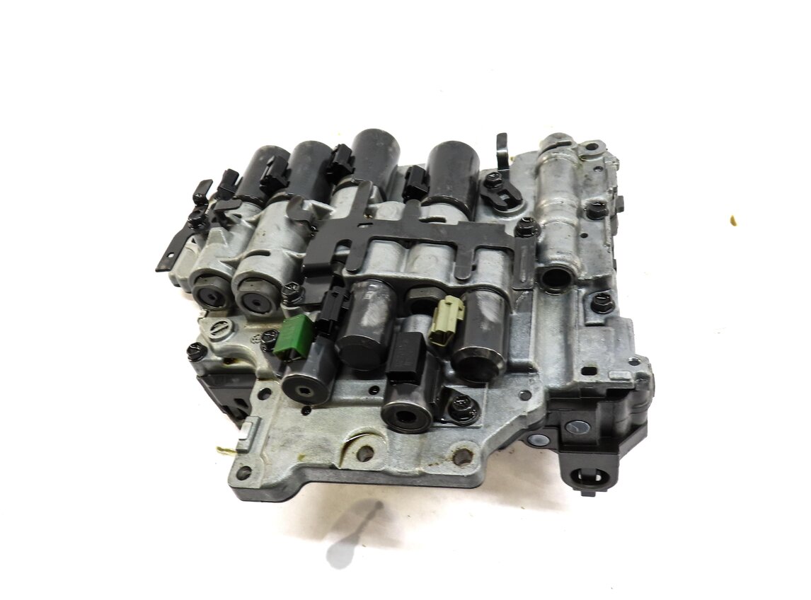 Thumbnail 6: 2012-2015 LAND ROVER LR2 RANGE ROVER EVOQUE (L538) AUTO TRANSMISSION VALVE BODY