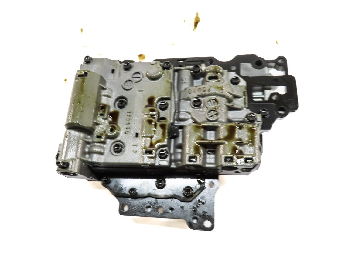 Thumbnail 8: 2012-2015 LAND ROVER LR2 RANGE ROVER EVOQUE (L538) AUTO TRANSMISSION VALVE BODY