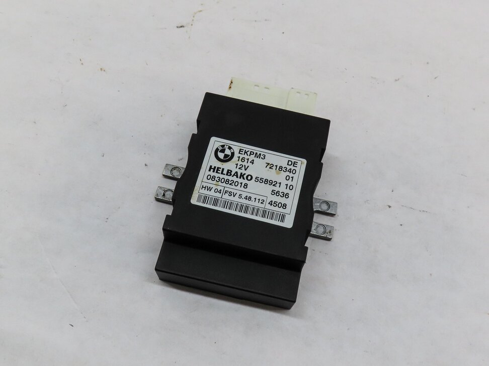 Thumbnail 1: 2008-2014 BMW X5 X5M X6 X6M (E70 E71 E72) 4.4L ENGINE - FUEL PUMP CONTROL MODULE