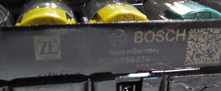 Thumbnail 6: 2009-2010 BMW X6 (E71) X-Drive50i - 4.4L AUTOMATIC TRANSMISSION VALVE BODY