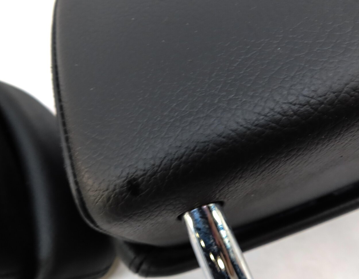 Thumbnail 6: 2008-2011 BMW X5 X6 (E70 E71) FRONT LEFT & RIGHT HEADREST (BLACK NEVADA LEATHER)