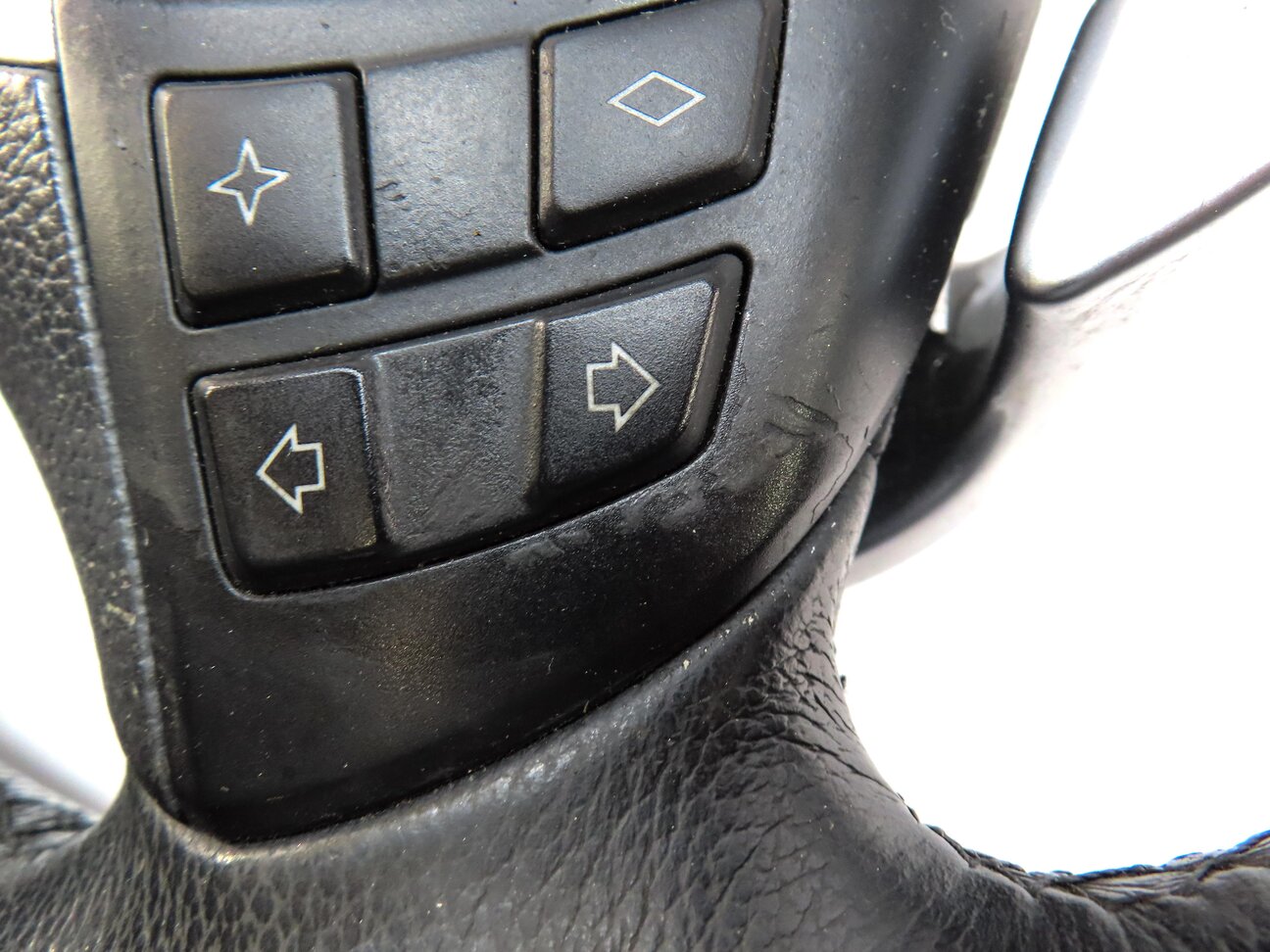 Thumbnail 8: 2008-2014 BMW X6 (E71) LEFT DRIVER SPORT STEERING WHEEL w/ PADDLES & SWITCHES