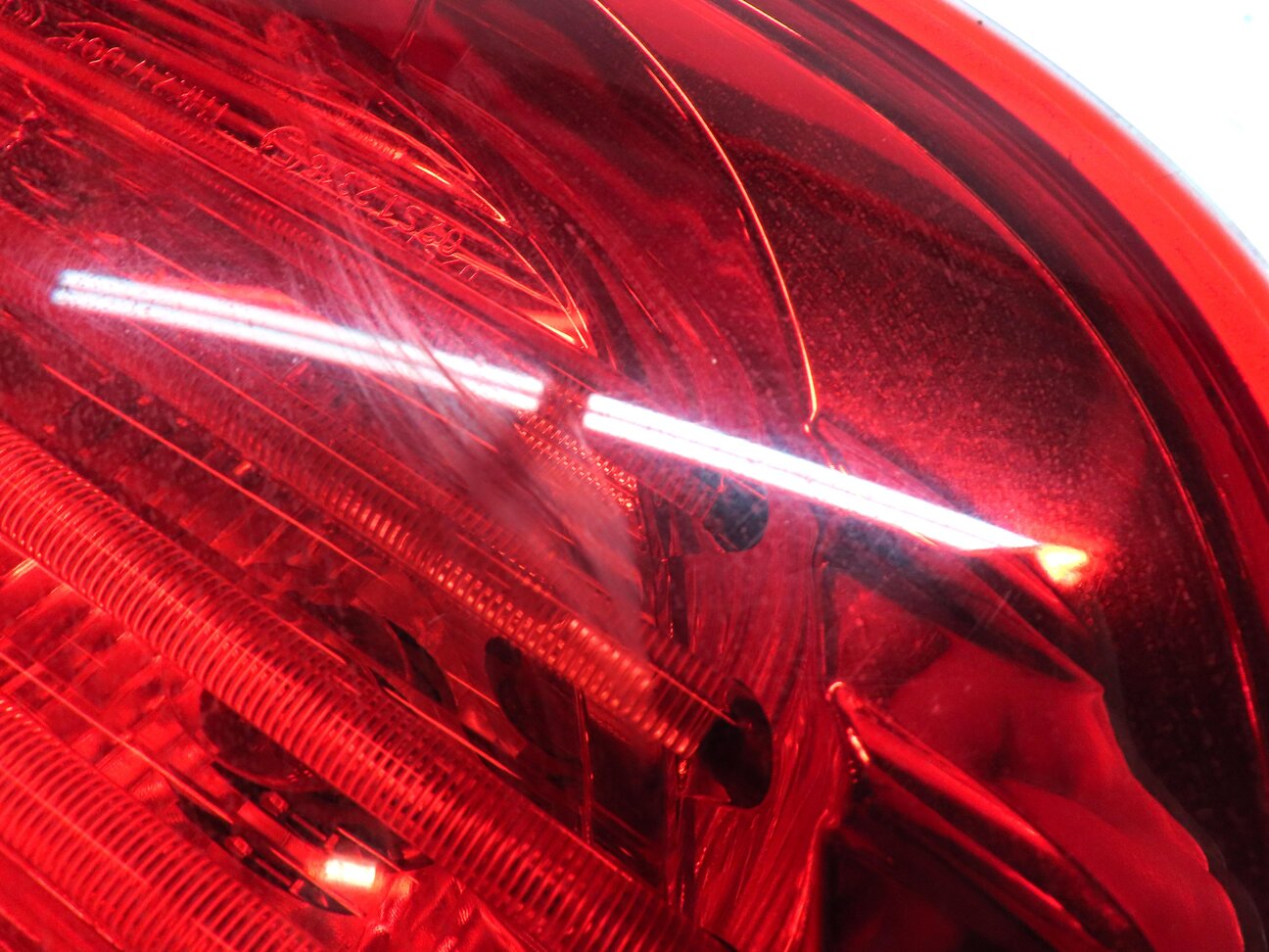 Thumbnail 5: 2008-2012 BMW X6 X6M (E71 E72) RIGHT PASSENGER REAR INNER TAILLIGHT LIGHT LAMP