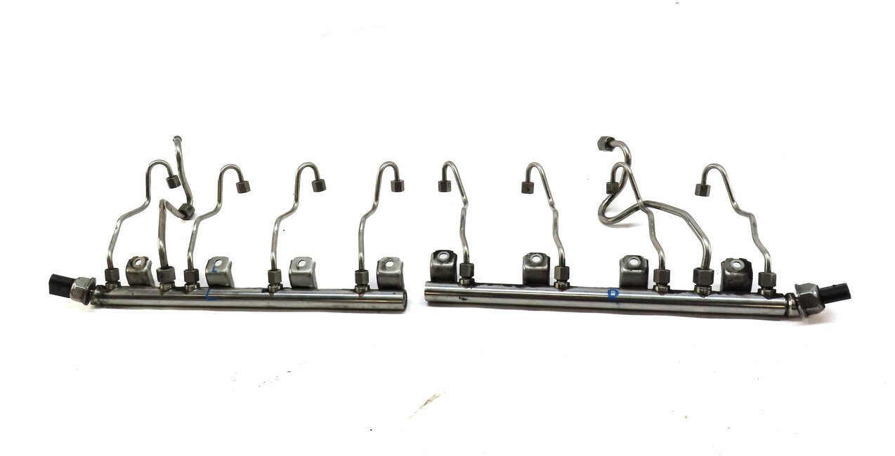 Thumbnail 2: 2009 BMW X6 E71 4.4L N63 TWIN TURBO ENGINE LEFT & RIGHT FUEL RAIL SET 2 w/ LINES