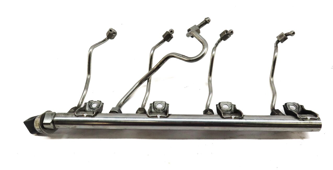 Thumbnail 4: 2009 BMW X6 E71 4.4L N63 TWIN TURBO ENGINE LEFT & RIGHT FUEL RAIL SET 2 w/ LINES