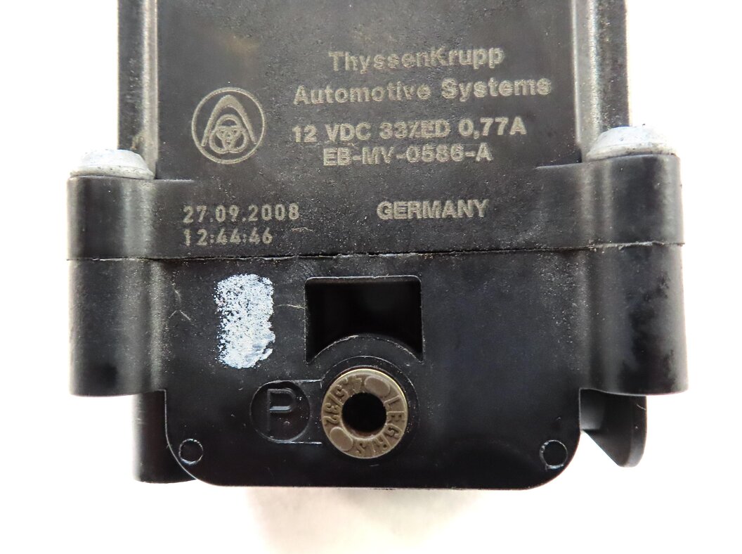 Thumbnail 5: 2009 BMW X6 (E71) AIR SUSPENSION TRANSFER RELIEF VALVE BLOCK EBMV0586A