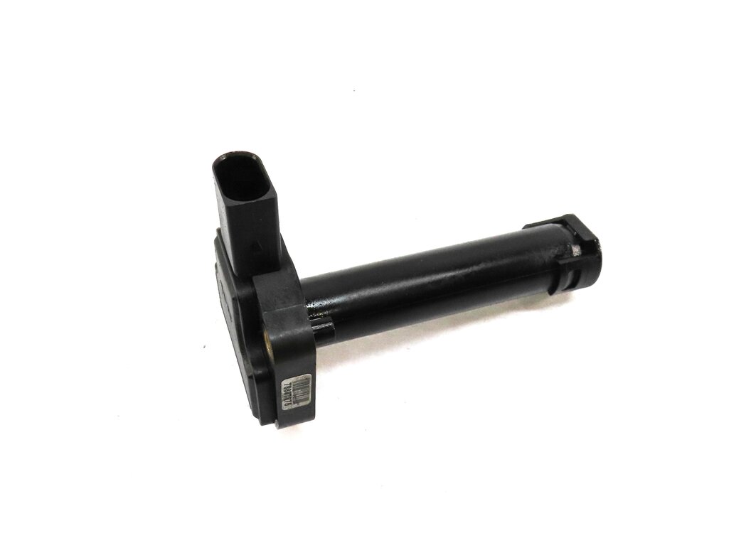 Thumbnail 1: 2009 BMW X6 (E71) 4.4L N63 TWIN TURBO ENGINE OIL LEVEL SENSOR 12617607910