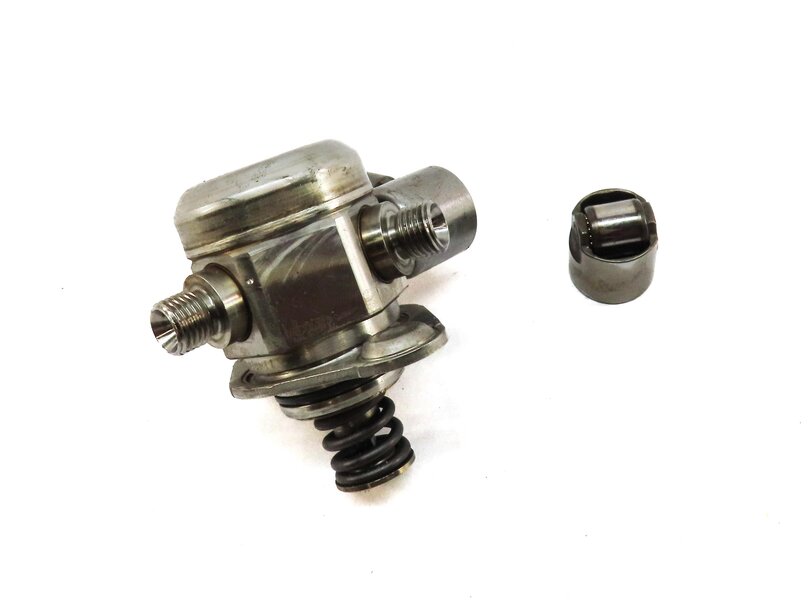 08-14 BMW 5 6 7 X5 X6 F01 F10 E70 E71 4.4L MECHANICAL HIGH PRESSURE FUEL PUMP