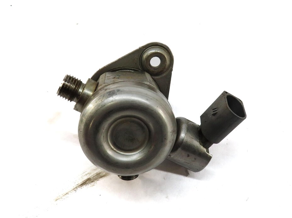 Thumbnail 6: 08-14 BMW 5 6 7 X5 X6 F01 F10 E70 E71 4.4L MECHANICAL HIGH PRESSURE FUEL PUMP