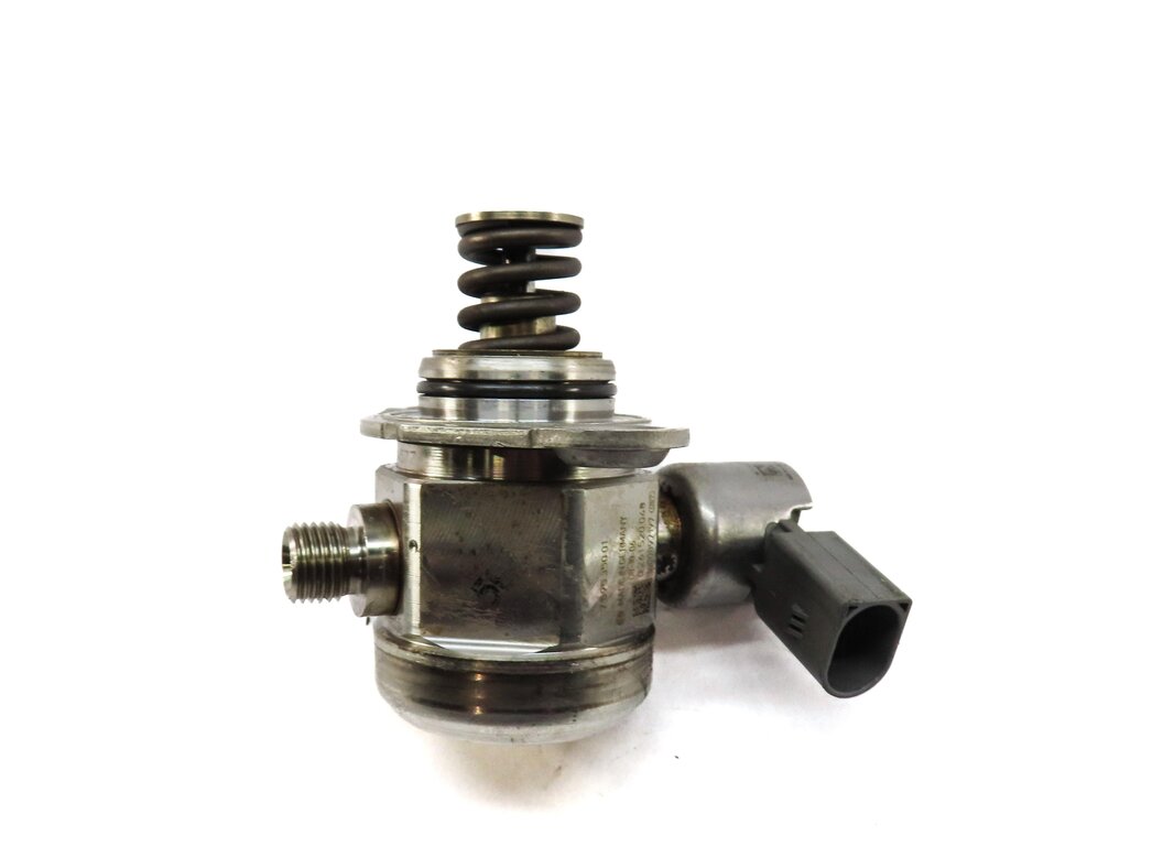 Thumbnail 6: 08-14 BMW 5 6 7 X5 X6 F01 F10 E70 E71 4.4L MECHANICAL HIGH PRESSURE FUEL PUMP