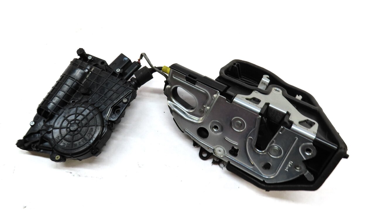Thumbnail 3: 08-14 BMW X5 X6 (E70 E71) RIGHT PASSENGER SOFT CLOSE DOOR LOCK LATCH ACTUATOR