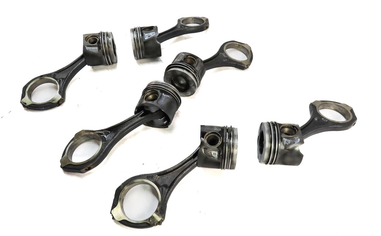 Thumbnail 4: 12-17 ML GL GLS S X166 W166 W221 3.0L DIESEL OM642 PISTON & CONNECTING ROD SET 6