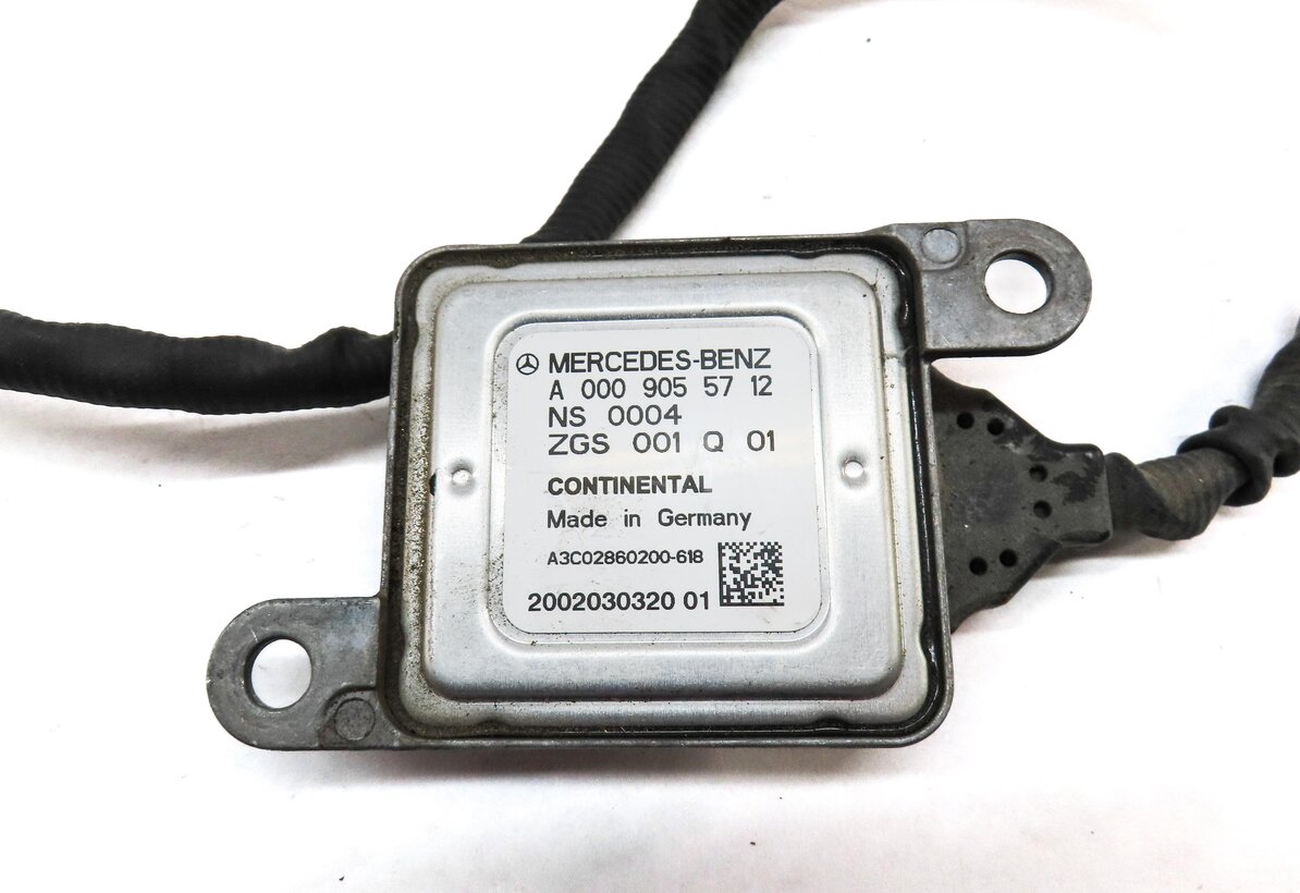 Thumbnail 5: 2012 MERCEDES ML350 (W166) 3.0L DIESEL OM642 ENGINE NOX SENSOR 0009055712