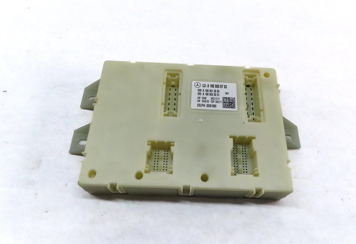 Thumbnail 2: 2012 MERCEDES ML350 (W166) REAR SIGNAL ACQUISITION CONTROL MODULE SAM 1669008703