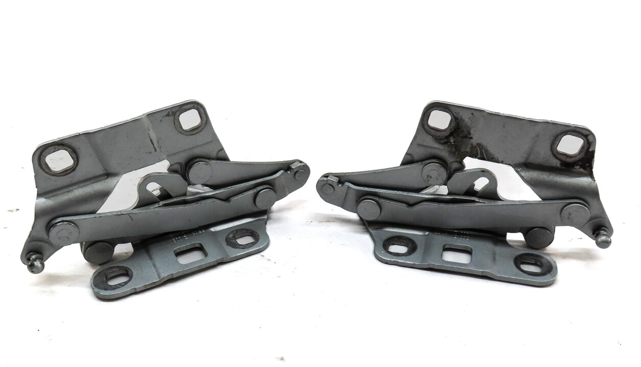 Thumbnail 2: 2012-2019 MERCEDES GL ML CLASS (W166 X166) FRONT HOOD HINGE SET (IRIDIUM SILVER)