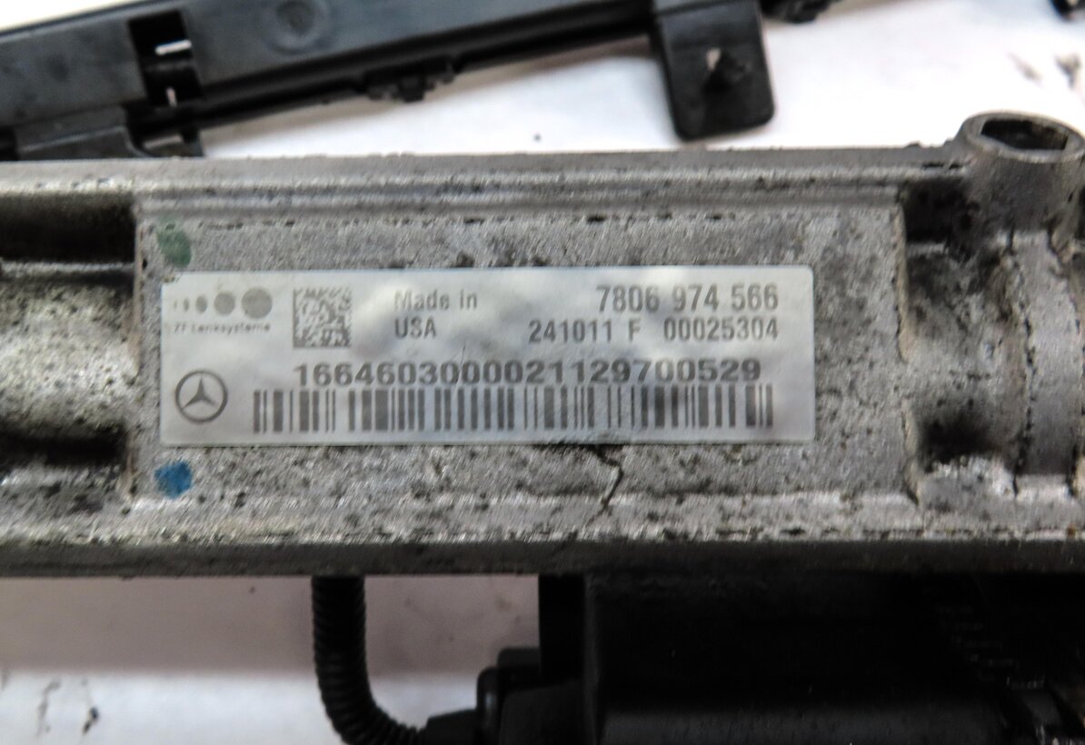 Thumbnail 10: 2012 MERCEDES ML350 ML550 (W166) POWER STEERING GEAR RACK & PINION ASSEMBLY