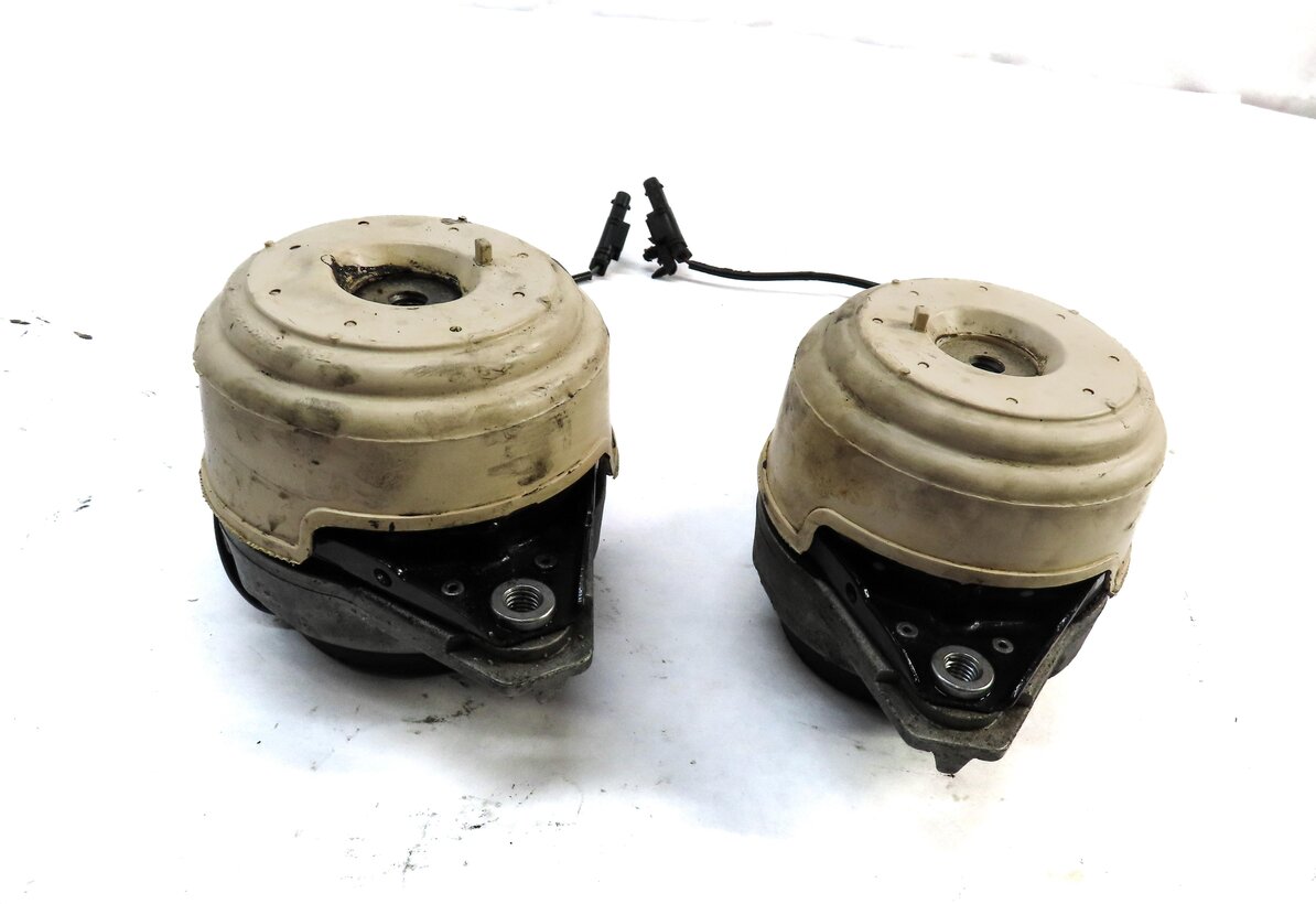 Thumbnail 2: 2012 MERCEDES ML350 (W166) 3.0L DIESEL OM642 ENGINE LEFT RIGHT MOTOR MOUNT SET 2