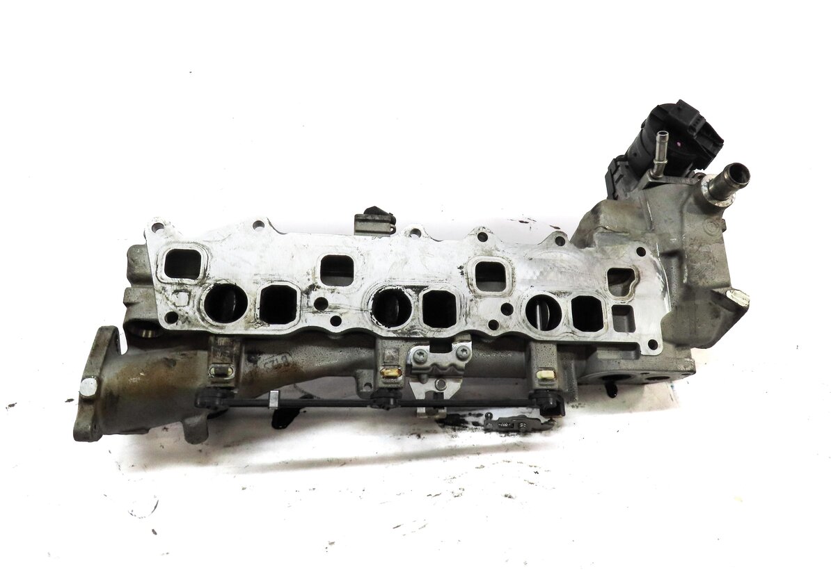 Thumbnail 3: 12-15 MERCEDES GL350 ML350 S350 (W166 X166 W221) DIESEL - LEFT INTAKE MANIFOLD