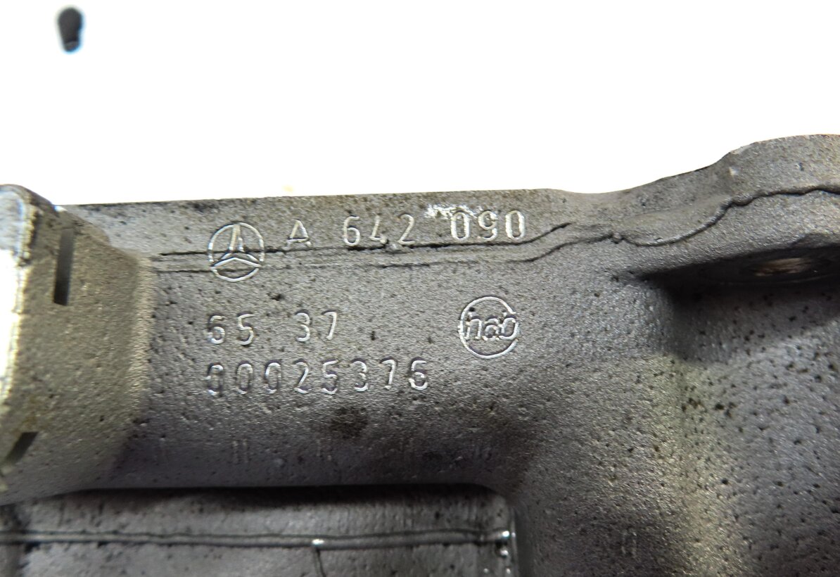 Thumbnail 6: 12-15 MERCEDES GL350 ML350 S350 (W166 X166 W221) DIESEL - LEFT INTAKE MANIFOLD