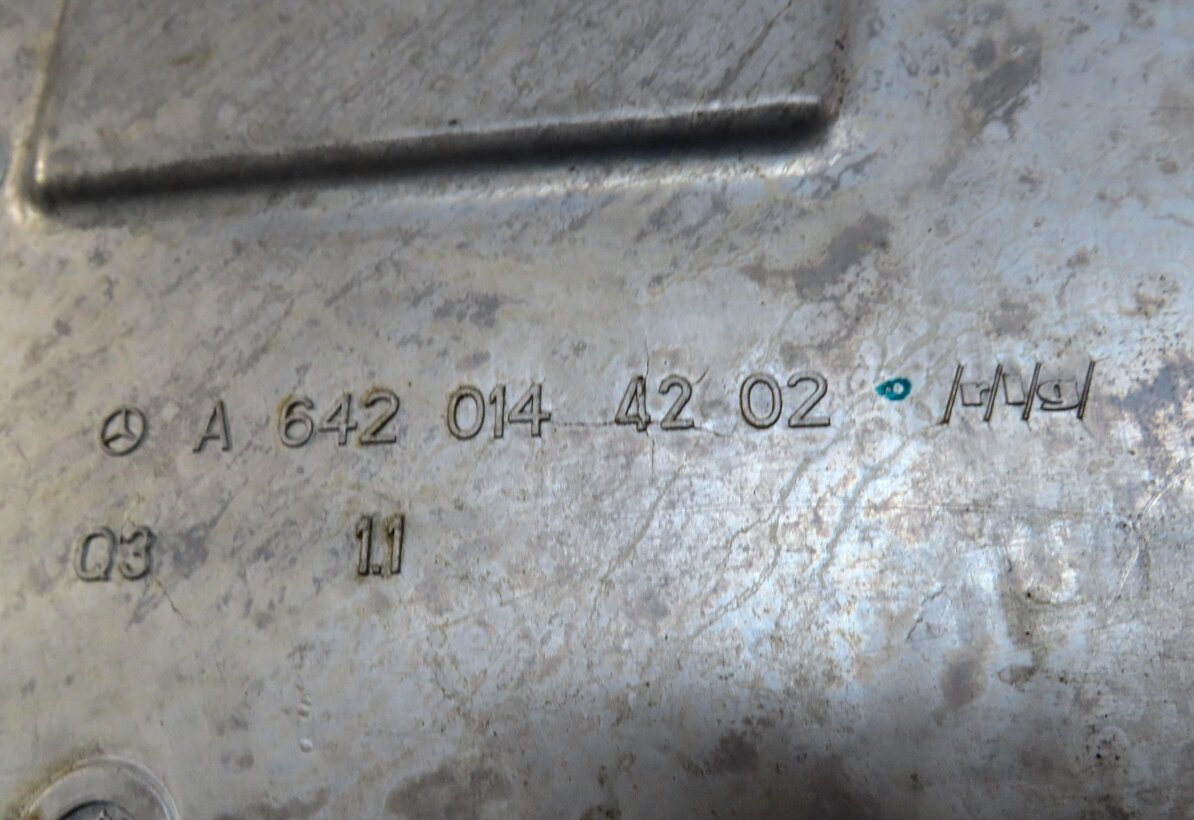 Thumbnail 7: 12-17 MERCEDES GL350 GLE350D GLS350D ML350 (W166 X166) DIESEL - UPPER OIL PAN