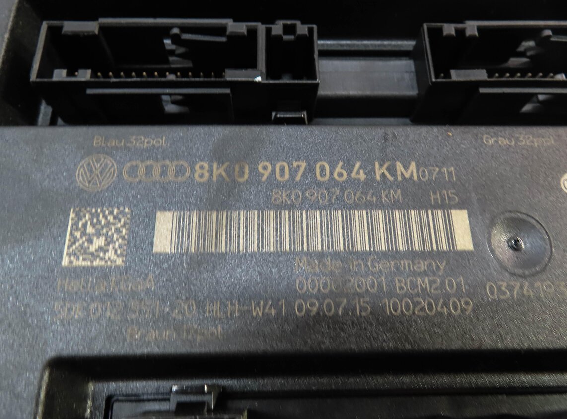 Thumbnail 16: 2016 AUDI A4 A5 (B8 8K 8T) 2.0L CAED ENGINE BODY MODULE SPEEDOMETER LOCK KEY SET