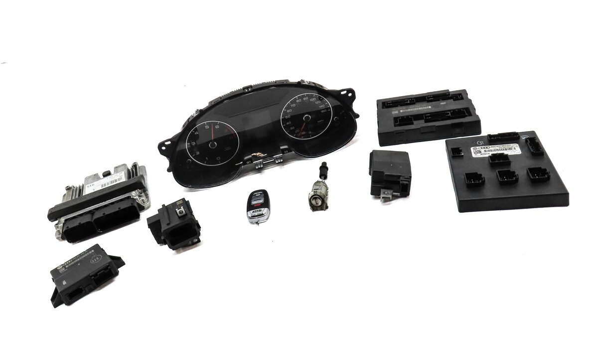 Thumbnail 4: 2016 AUDI A4 A5 (B8 8K 8T) 2.0L CAED ENGINE BODY MODULE SPEEDOMETER LOCK KEY SET