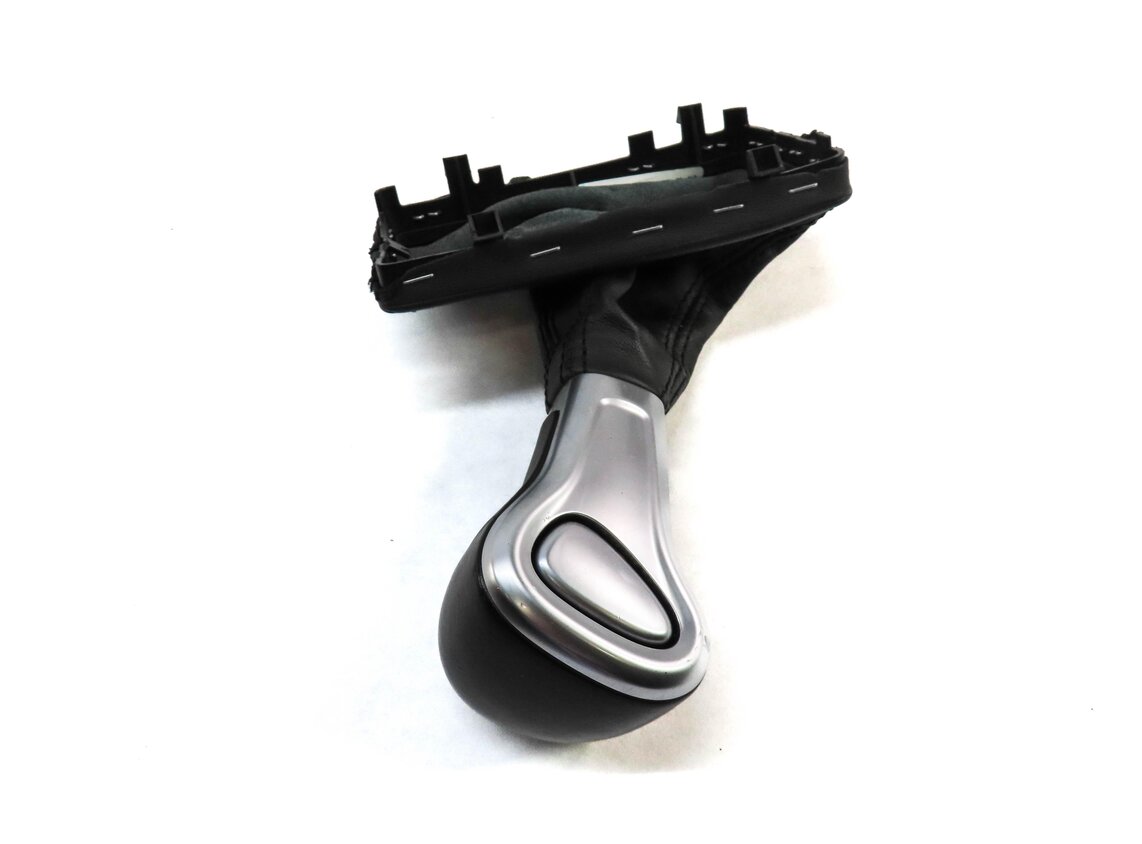 Thumbnail 3: 2016 AUDI A4 B8 8K FRONT CENTER CONSOLE SHIFT SHIFTER KNOB w/ BOOT SILVER BLACK