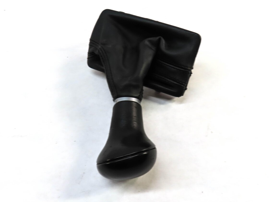 Thumbnail 4: 2016 AUDI A4 B8 8K FRONT CENTER CONSOLE SHIFT SHIFTER KNOB w/ BOOT SILVER BLACK