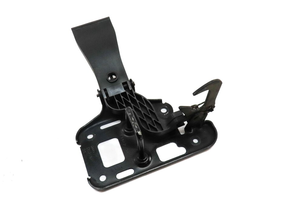 2016 AUDI A4 B8 8K FRONT HOOD SAFETY CATCH HOOK LATCH w/ RELEASE LEVER 8T0823480