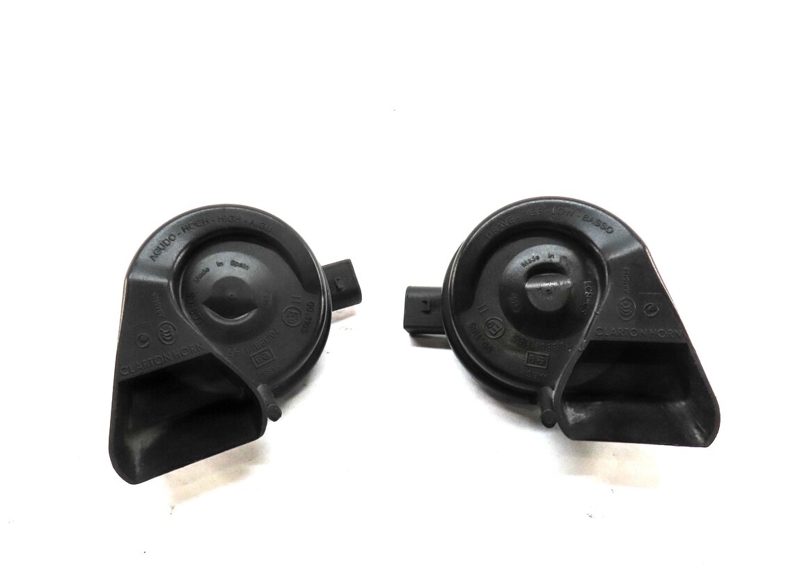 Thumbnail 2: 2008-2017 AUDI A4 A5 S4 S5 Q5 (B8 8K 8R 8T) HIGH & LOW TONE SAFETY HORN SET