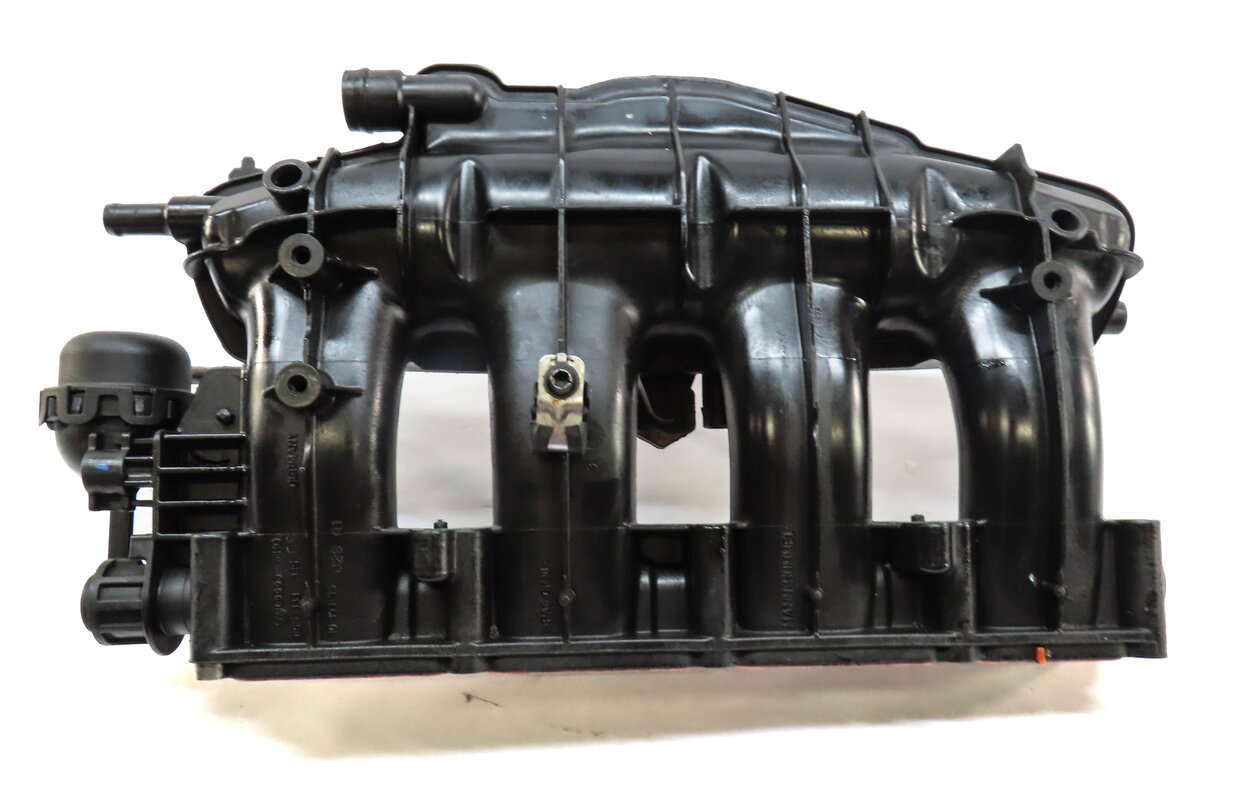 Thumbnail 3: 2009-2016 AUDI A4 A5 A6 Q5 (B8 8T 8K 8R C7) 2.0L TURBO ENGINE - INTAKE MANIFOLD