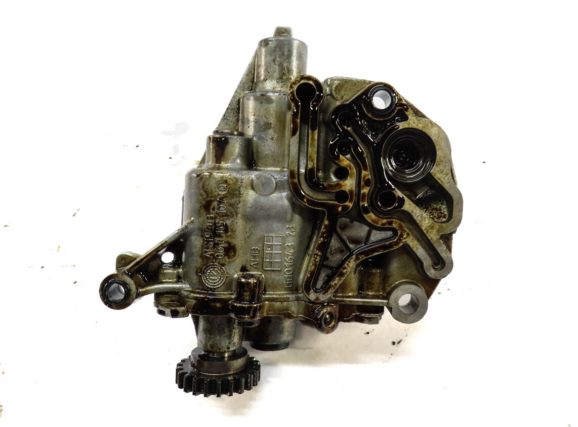 Thumbnail 5: 2016 AUDI A4 (B8 8K) 2.0L TURBO CAED ENGINE OIL PUMP 06H115107