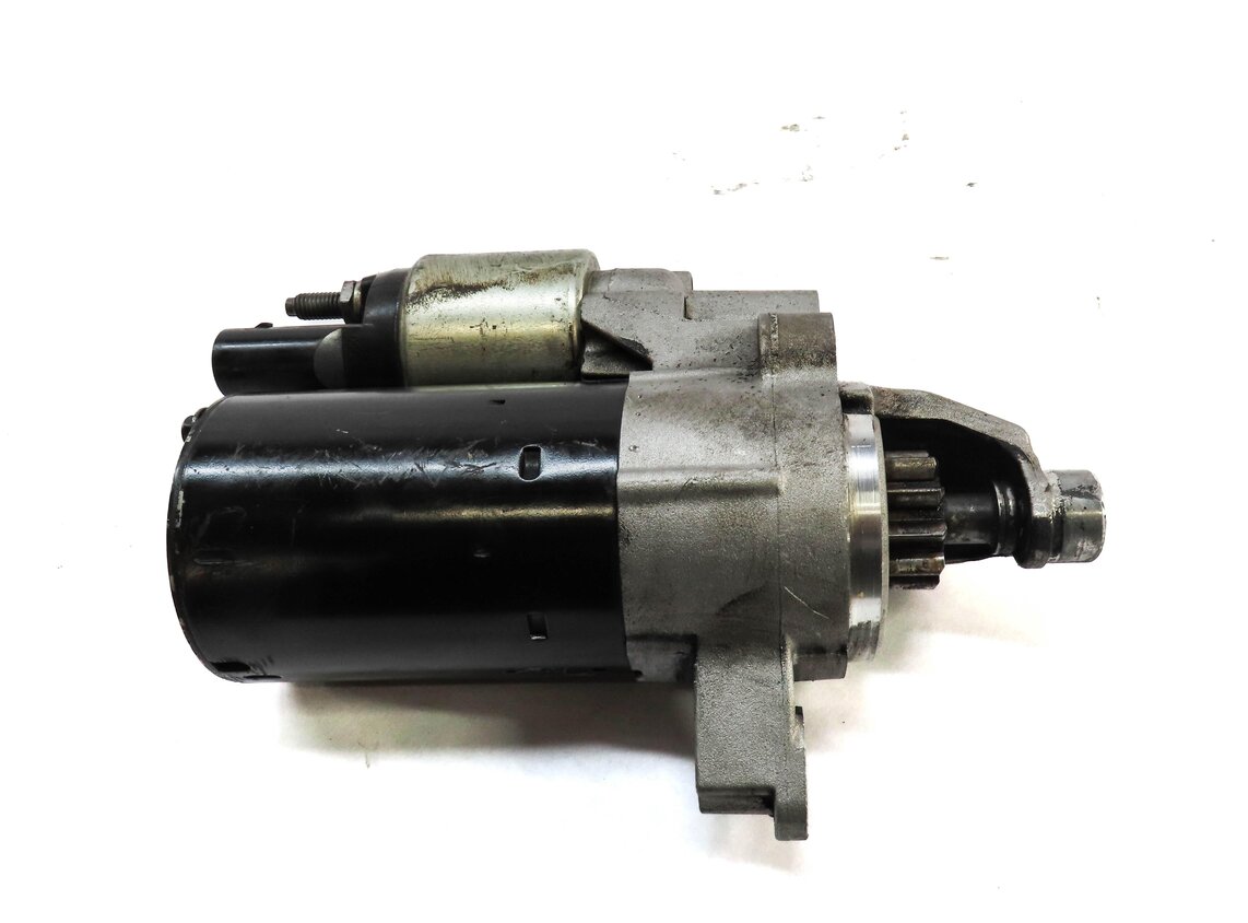 Thumbnail 2: 2014-2017 AUDI A4 A5 A6 (B8 8K 8T C7) 2.0L STARTER MOTOR (REGENERATIVE BRAKING)
