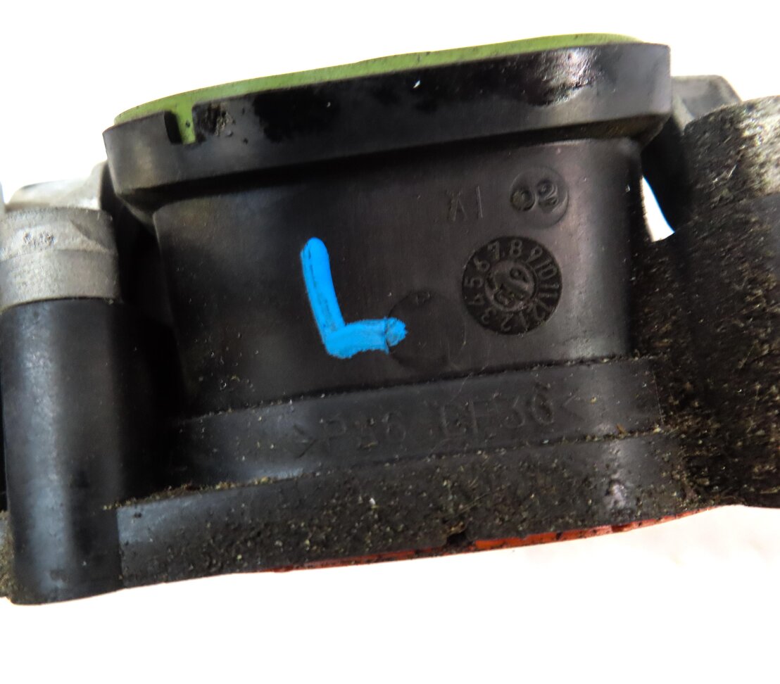 Thumbnail 5: 2010 AUDI S4 (B8 8K) 3.0L SUPER CCBA ENGINE LEFT SIDE LOWER INTAKE MANIFOLD