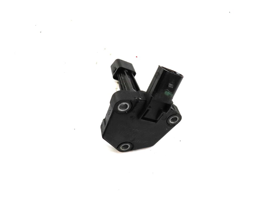 Thumbnail 2: 2010 AUDI S4 (B8 8K) 3.0L SUPERCHARGED CCBA ENGINE OIL LEVEL SENSOR 03C907660H