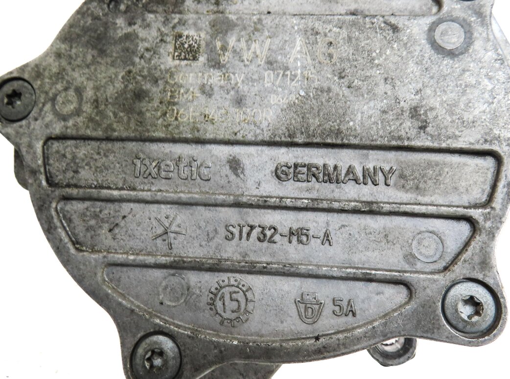 Thumbnail 5: 2012-2017 AUDI A6 A7 Q5 S4 S6 RQ5 TOUAREG - 3.0L ENGINE BRAKE VACUUM PUMP