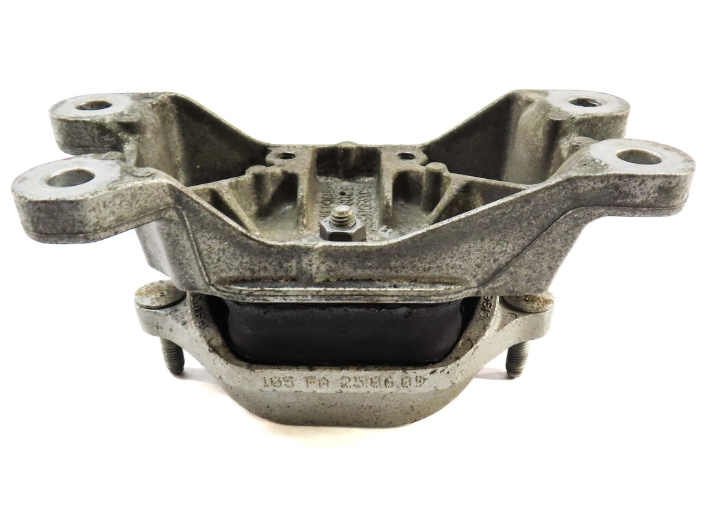 Thumbnail 4: 2010 AUDI S4 B8 8K 3.0L SUPERCHARGED CCBA ENGINE DCT TRANSMISSION MOUNT BRACKET