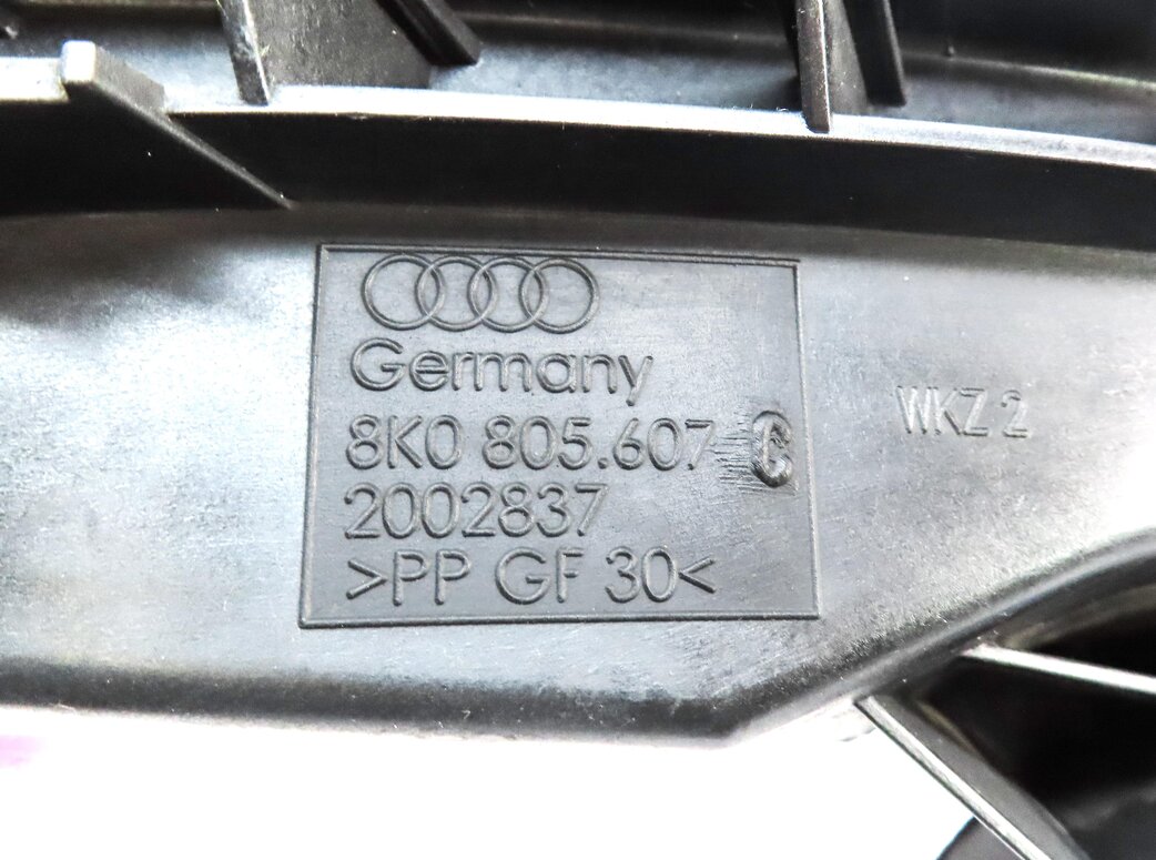 Thumbnail 6: 2010 AUDI S4 (B8 8K) FRONT LEFT UPPER HEADLIGHT HEAD LIGHT LAMP MOUNTING BRACKET