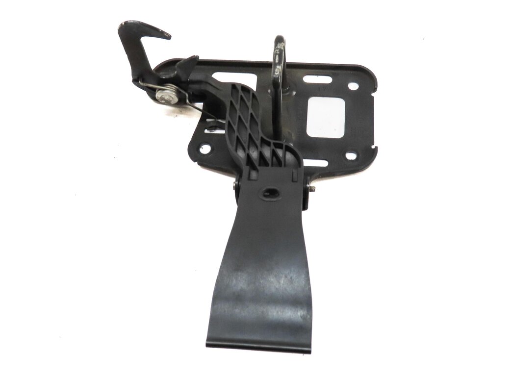 Thumbnail 3: 2010 AUDI S4 (B8 8K) FRONT HOOD SAFETY CATCH HOOK LATCH w/ RELEASE LEVER