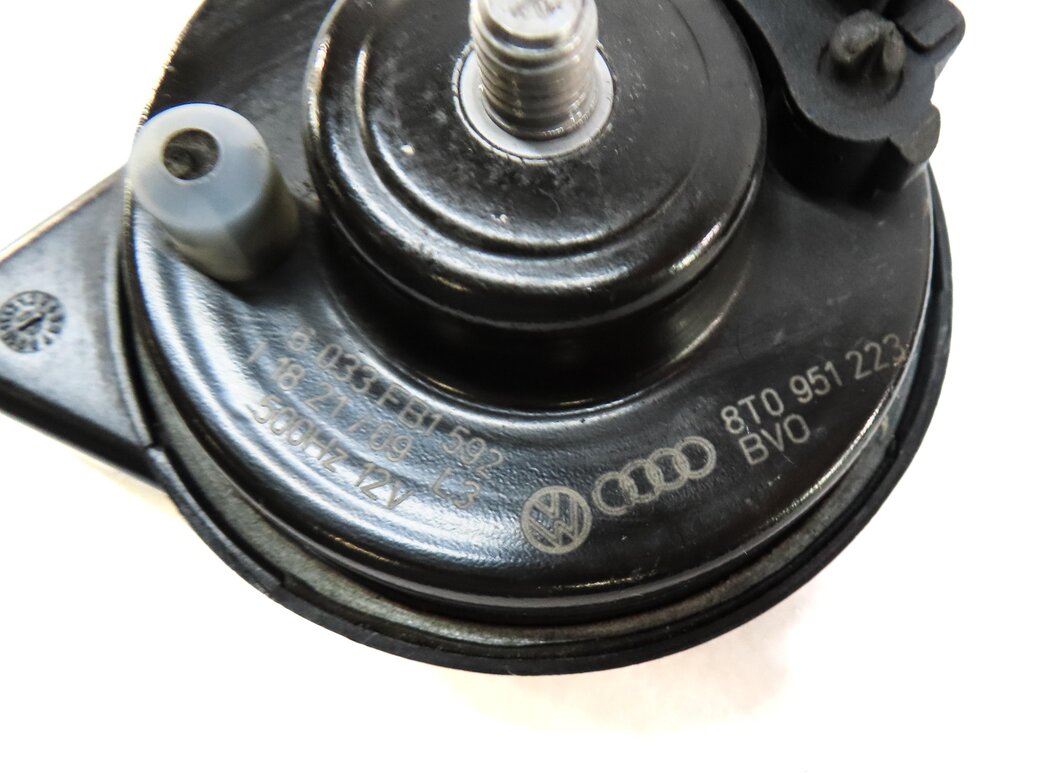 Thumbnail 4: 2008-2017 AUDI A4 A5 S4 S5 Q5 (B8 8K 8R 8T) HIGH & LOW TONE SAFETY HORN SET