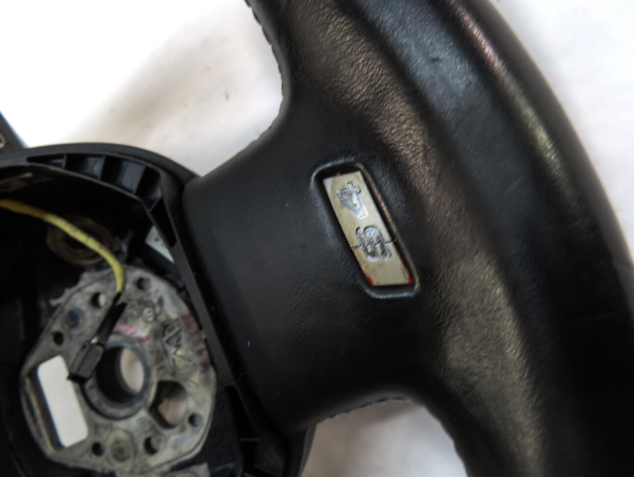 Thumbnail 7: 09-12 AUDI A4 S4 (B8 8K) 3 SPOKE STEERING WHEEL w/ S4 EMBLEM SWITCHES & PADDLES